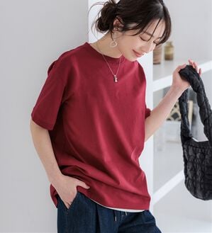 BELLUNA（ベルーナ）の「綿１００％大人顔サマ見えＴシャツ（Tシャツ）」｜レッド