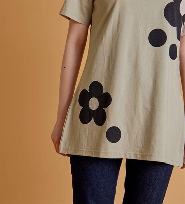 BELLUNA（ベルーナ）の「ひんやリッチコットン大人のプリントロング丈Ｔシャツ（カットソー）」｜詳細画像