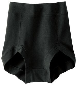 LAVIENNE（ラヴィエンヌ）の「【とろけるような肌ざわり】テンセル（ＴＭ）繊維コットン混ショーツ（ショーツ）」｜ブラック