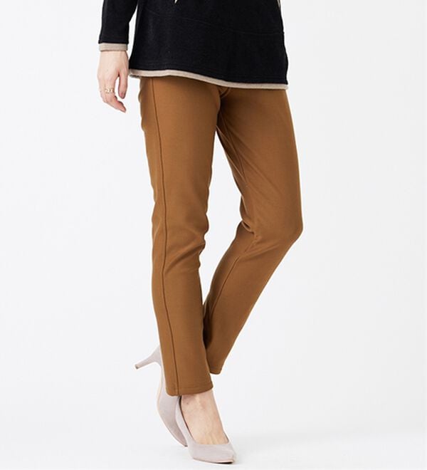 BELLUNA（ベルーナ）の「マシュマロみたいな裏ベロアなめらかストレッチパンツ（フルレングスパンツ）」｜詳細画像