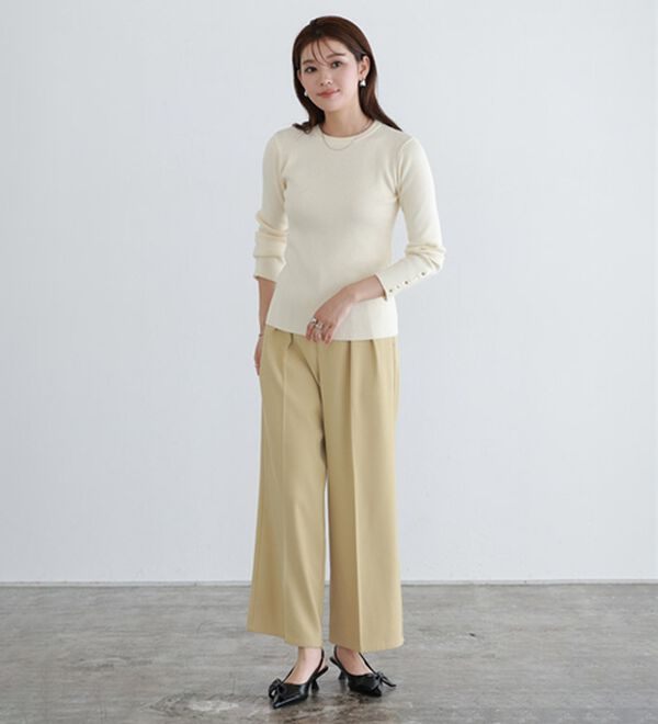 Pierrot（ピエロ）の「【選べるネック】袖ボタンリブニット（ニット・セーター）」｜詳細画像