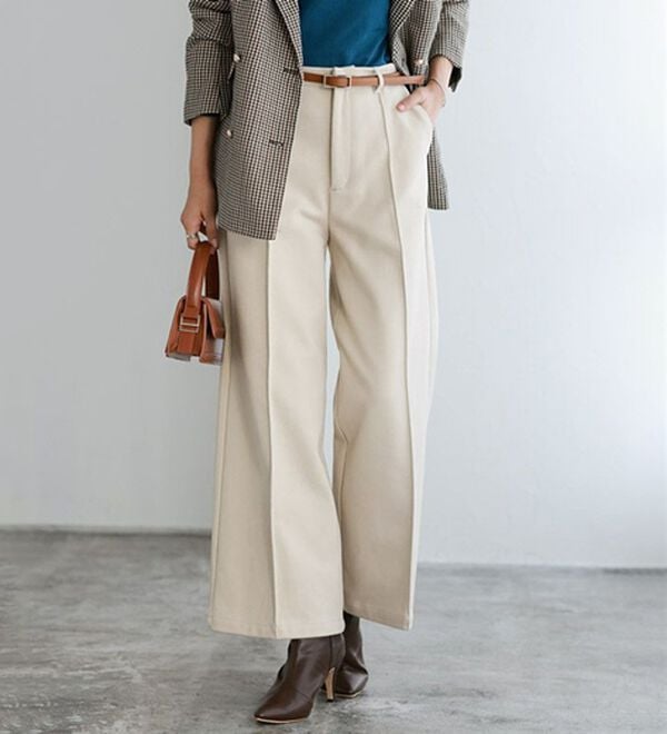 Pierrot（ピエロ）の「カット起毛ピンタックワイドパンツ（ワイドパンツ・ガウチョ）」｜詳細画像