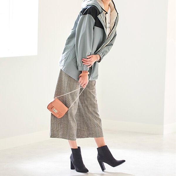 BELLUNA（ベルーナ）の「ボアベスト付配色ブルゾン（ハーフコート）」｜詳細画像