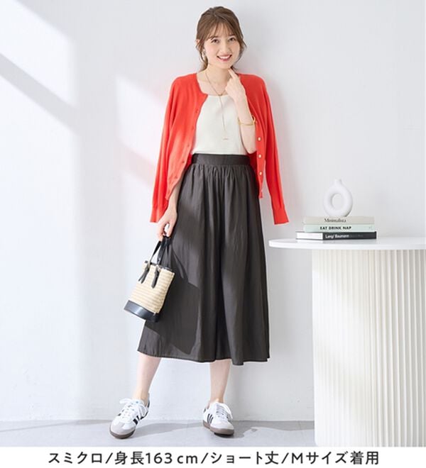 alotta（アロッタ）の「【選べる２丈/接触冷感】まるでスカート！さらさらサテン素材スカーチョパンツ（ワイドパンツ・ガウチョ）」｜詳細画像