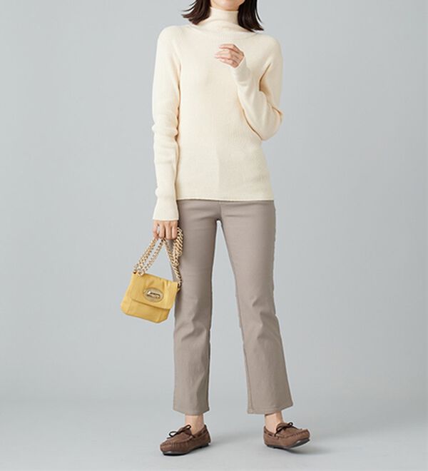 BELLUNA（ベルーナ）の「＜＆ｃｏｃｏｃｈｉ＞ハピネスコットン100％&times;吸湿発熱リブタートルニット（ニット・セーター）」｜詳細画像