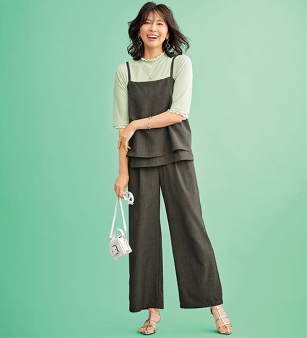 BELLUNA（ベルーナ）の「シアー素材重ね着風フリル衿プルオーバー（カットソー）」｜詳細画像