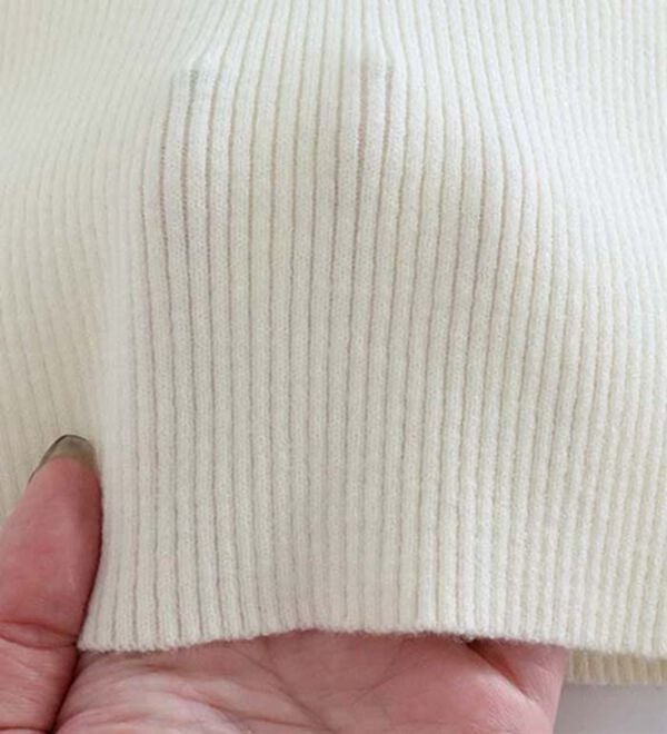 Pierrot（ピエロ）の「レース付ハイネックリブニット（ニット・セーター）」｜詳細画像