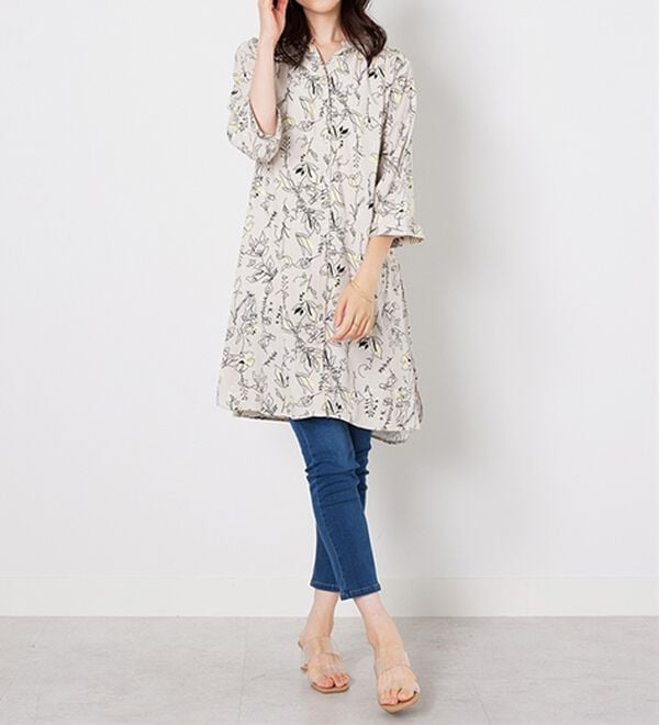 BELLUNA（ベルーナ）の「レーヨン素材袖フレアーワンピース（その他ワンピース）」｜詳細画像