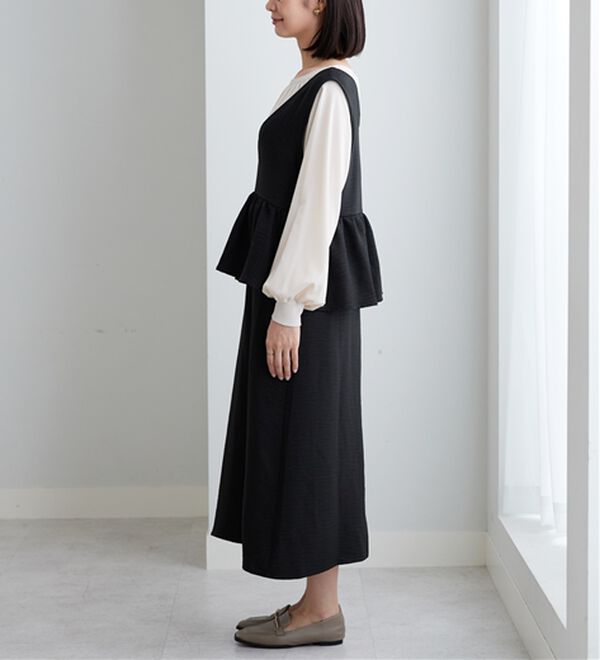 BELLUNA（ベルーナ）の「体型カバー！ペプラムジャンパースカート（ジャンパースカート）」｜詳細画像