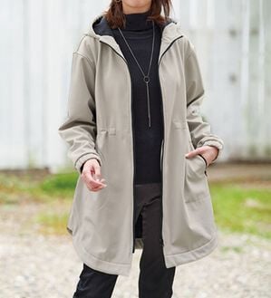 BELLUNA（ベルーナ）の「防風裏フリース配色ジャケット（ハーフコート）」｜ライトグレー