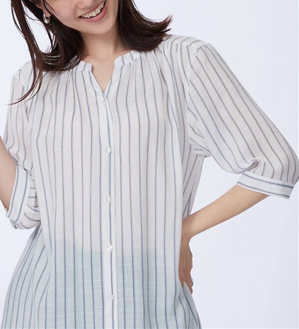 BELLUNA（ベルーナ）の「スラブ素材スキッパーデザインシャツチュニック（チュニック）」｜詳細画像