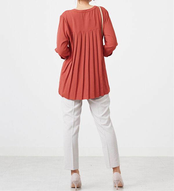 BELLUNA（ベルーナ）の「【新色追加】機能付！バックプリーツチュニック（チュニック）」｜詳細画像