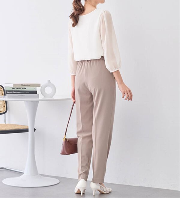 alotta（アロッタ）の「【５つの機能付】ひんやり！アクセ付シフォンタックブラウス（ブラウス）」｜詳細画像