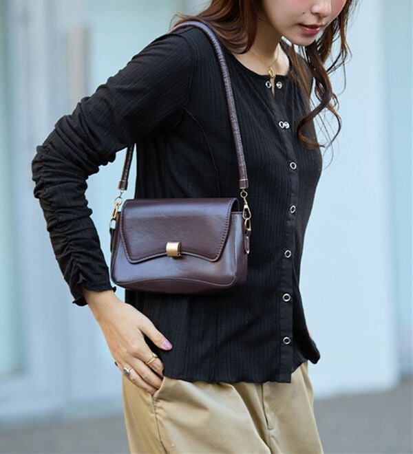 Viola e Viola（ヴィオラ エ ヴィオラ）の「針抜きシアードットボタンカーデ（その他カーディガン）」｜詳細画像