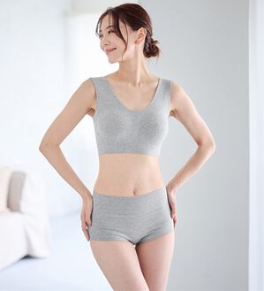 LAVIENNE（ラヴィエンヌ）の「【綿９５％＆縫い目ゼロ】締め付けにくいスーピタブラ・ショーツ（別売）（ブラジャー）」｜杢グレー