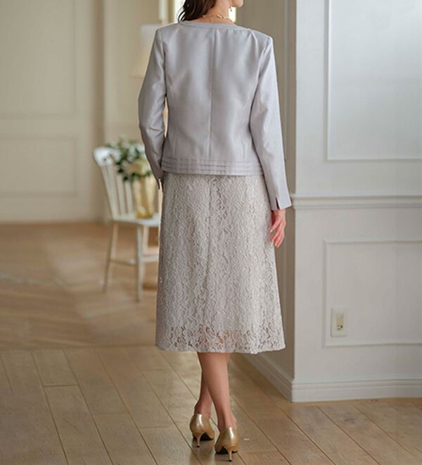 BELLUNA（ベルーナ）の「シャンタン素材ノーカラージャケットレースワンピースアンサンブル（ワンピースセットスーツ）」｜詳細画像