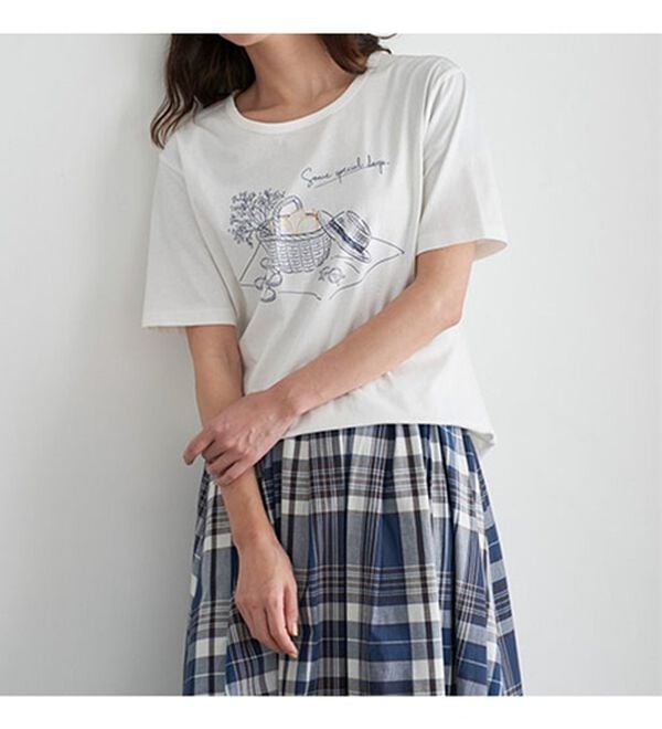 BELLUNA（ベルーナ）の「綿１００％プリントＴシャツ（Tシャツ）」｜詳細画像