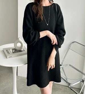 GeeRA（ジーラ）の「ボートネックミニ丈ニットワンピース（ニットワンピース）」｜ブラック