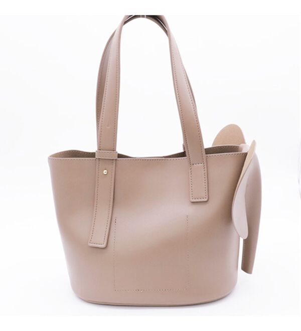 BELLUNA（ベルーナ）の「エレファントモチーフ手提げ（ハンドバッグ）」｜詳細画像