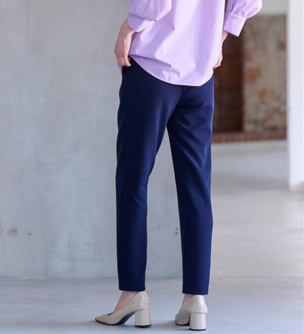 RANAN（ラナン）の「【選べる股下】美脚シルエットタックパンツ（股下６１・６５ｃｍ）（フルレングスパンツ）」｜詳細画像