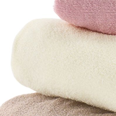 iellio（イエリオ）の「ぐーんと伸びてぴったりフィットシーツ（敷布団カバー・シーツ）」