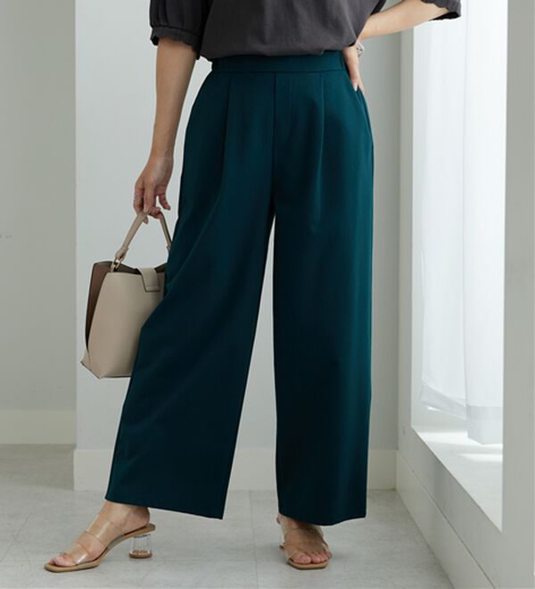 BELLUNA（ベルーナ）の「ポンチ素材タック使いワイドパンツ（ワイドパンツ・ガウチョ）」｜詳細画像