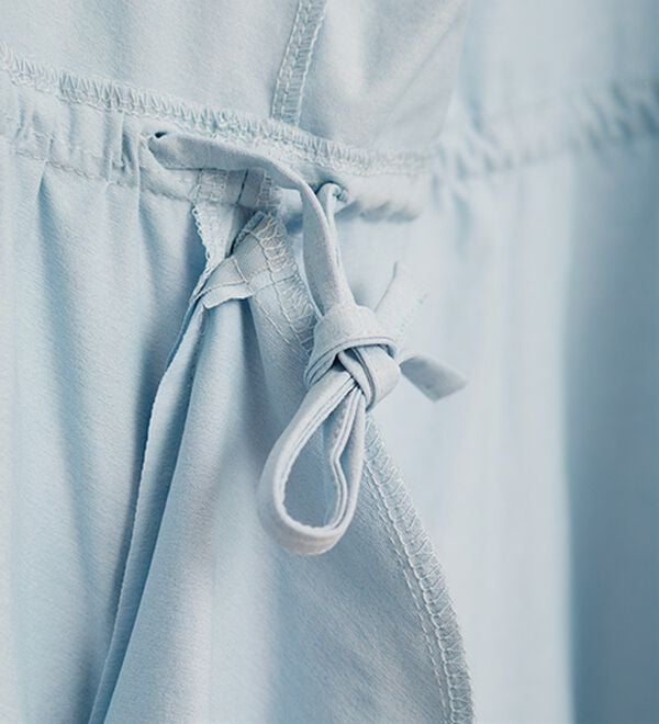 BELLUNA（ベルーナ）の「ギャザー切替ラッシュガードＵＶ対策ジャケット（パーカー）」｜詳細画像