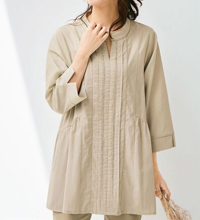 BELLUNA（ベルーナ）の「リサイクルコットンタックデザインブラウス（ブラウス）」