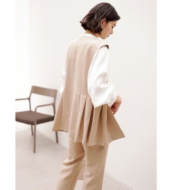 GeeRA（ジーラ）の「【入卒式/セレモニー】ペプラムベストセットアップスーツ（パンツスーツ）」｜詳細画像