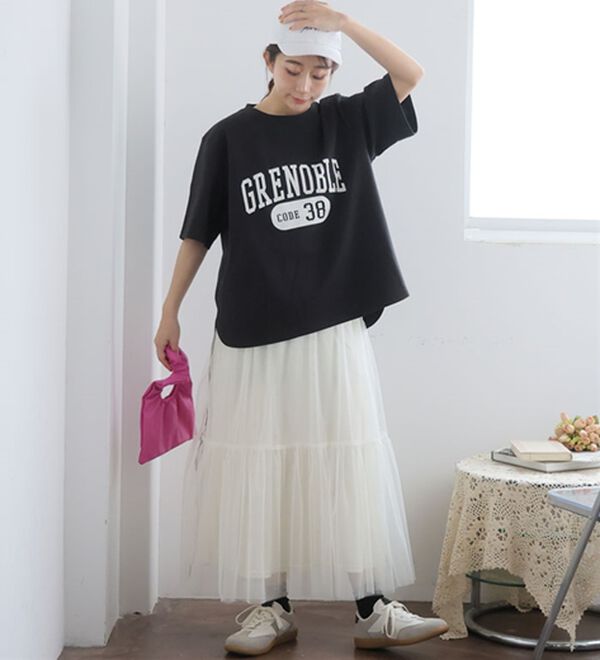 A HAPPY MARILYN（アハッピーマリリン）の「【Ｍ～８Ｌ】【接触冷感・ＵＶ対策】カレッジプリント裾ラウンドＴシャツ（Tシャツ）」｜詳細画像