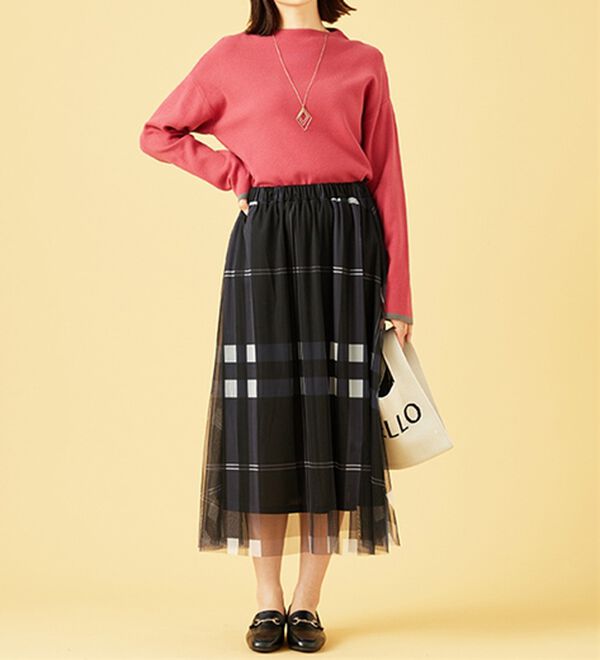 BELLUNA（ベルーナ）の「チュール素材上品プリントフレアースカート（ロングスカート）」｜詳細画像