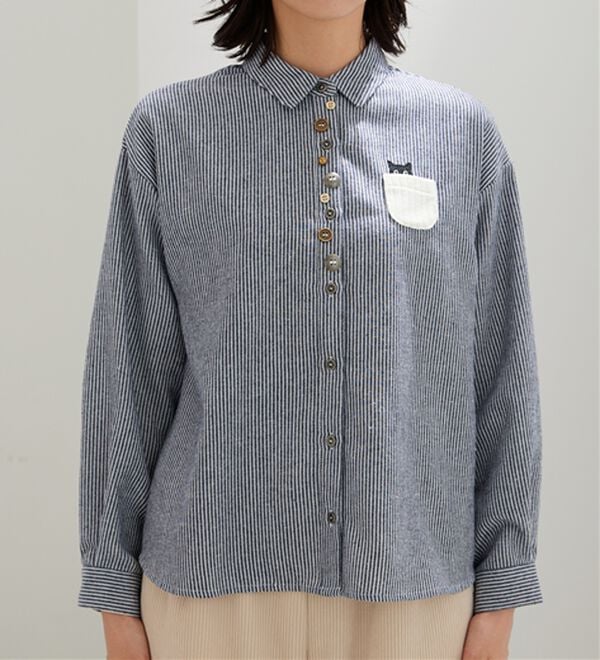 BELLUNA（ベルーナ）の「アニマル刺しゅう多ボタンデザインブラウス（ブラウス）」｜詳細画像