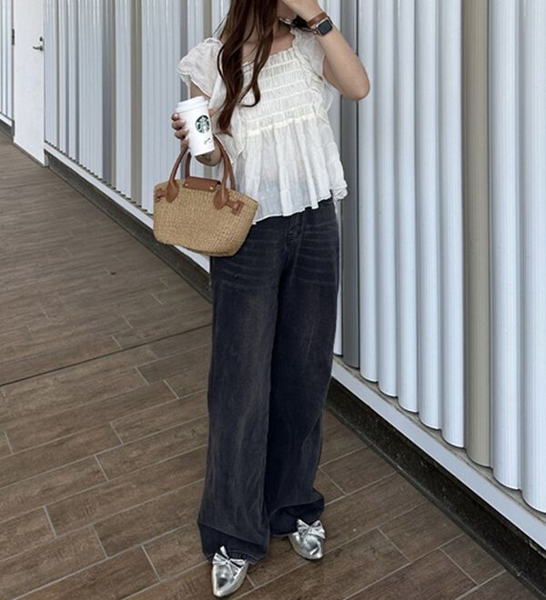 GeeRA（ジーラ）の「フリルシャーリングブラウス（ブラウス）」｜詳細画像