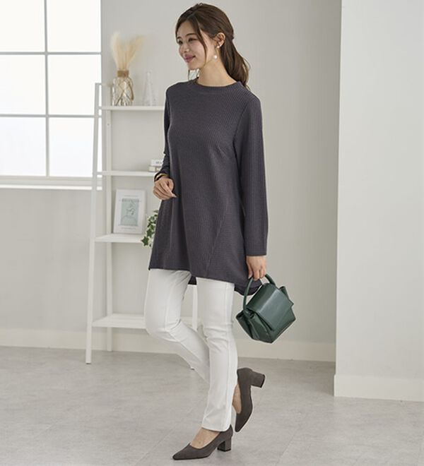 BELLUNA（ベルーナ）の「ふくれ素材フレアーデザインストレッチチュニック（チュニック）」｜詳細画像