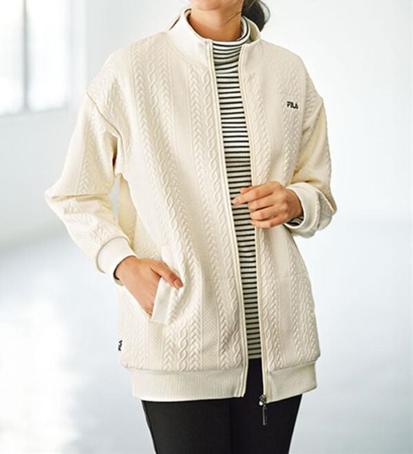 BELLUNA（ベルーナ）の「＜ＦＩＬＡ＞ケーブル柄中わたジャケット（その他ジャケット）」｜アイボリー