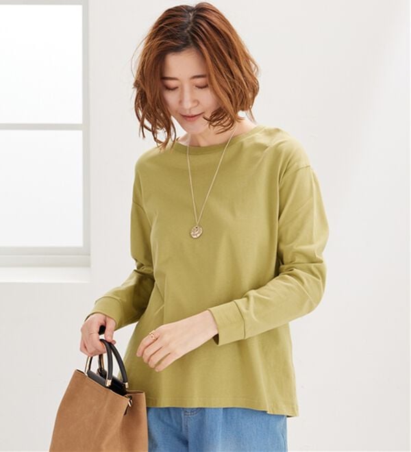 BELLUNA（ベルーナ）の「綿１００％大人顔サマ見え裾タックデザインプルオーバー（カットソー）」｜詳細画像