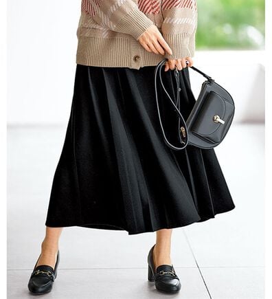 BELLUNA（ベルーナ）の「ウール調チェック柄タックデザインスカート（ロングスカート）」