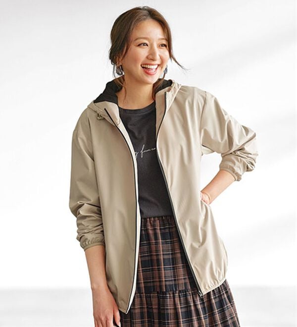 BELLUNA（ベルーナ）の「花粉対策！防風&times;はっ水パーカー（ブルゾン）」｜アイボリー