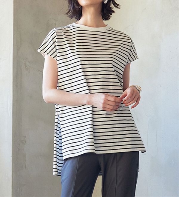 RANAN（ラナン）の「＜ＢＣ＞綿１００％ひんやりサイドスリットフレンチスリーブチュニック（チュニック）」｜白系ボーダー