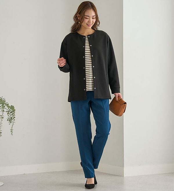 BELLUNA（ベルーナ）の「すっきり美脚タックテーパードパンツ（フルレングスパンツ）」｜詳細画像