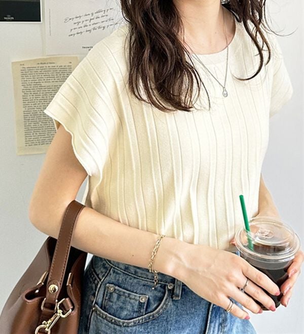 GeeRA（ジーラ）の「プリーツ編フレンチスリーブリブトップス（ニット・セーター）」｜詳細画像