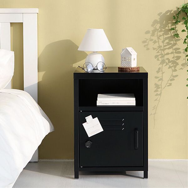 iellio（イエリオ）の「＜ＭＡＲＫＥＴ　Ｂ＞スチールロッカーキャビネット（リビング収納）」｜ブラック