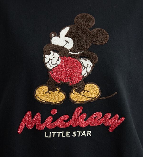 BELLUNA（ベルーナ）の「＜Ｄｉｓｎｅｙ＞【ミッキー】サガラ刺しゅう裏毛トレーナー（トレーナー・スウェット）」｜詳細画像