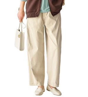 BELLUNA（ベルーナ）の「サラもち！快適ビンテージ調素材カーブパンツ（ワイドパンツ・ガウチョ）」｜エクリュ
