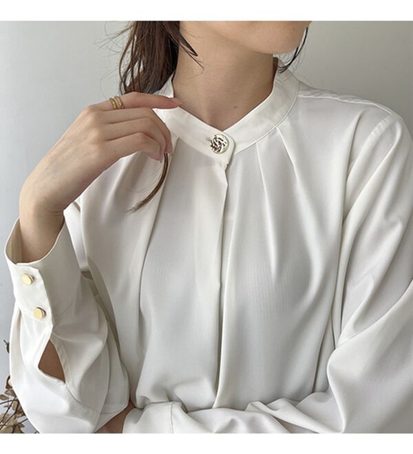 GeeRA（ジーラ）の「ビッグ釦バンドカラーブラウス（ブラウス）」｜詳細画像