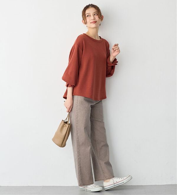 Viola e Viola（ヴィオラ エ ヴィオラ）の「裏ファー袖タックプルオーバー（カットソー）」｜詳細画像