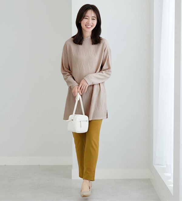 BELLUNA（ベルーナ）の「ふんわりジャカード素材ハイネックチュニック（チュニック）」｜詳細画像