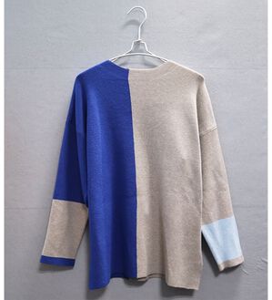 BELLUNA（ベルーナ）の「配色デザインニットプルオーバー（チュニック）」｜ブルー系