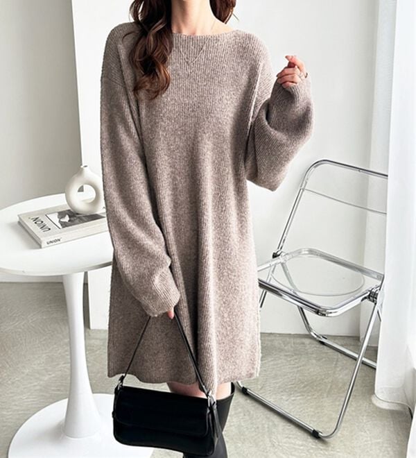 GeeRA（ジーラ）の「ボートネックミニ丈ニットワンピース（ニットワンピース）」｜詳細画像