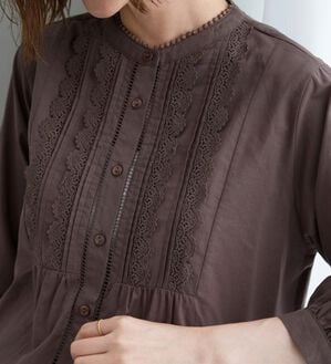 BELLUNA（ベルーナ）の「レース&times;ピンタック使いシャツチュニック（チュニック）」｜詳細画像